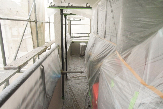 生活環境へのこだわり、養生・足場は極力生活環境を優先